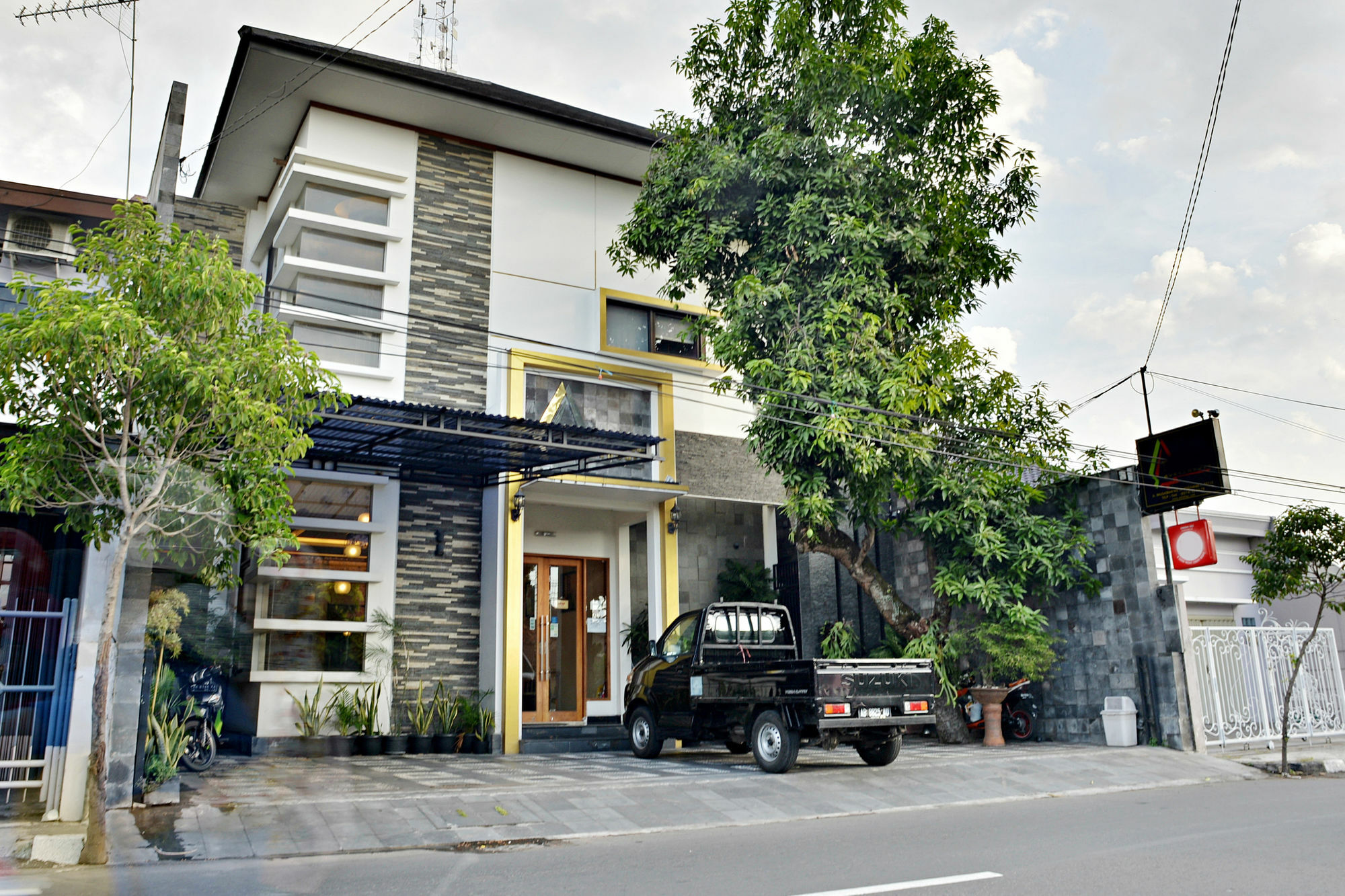 Zen Rooms Bausasran 34 Pakualaman 日惹 外观 照片